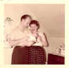 Tom & Gloria with Linda.jpg (60141 bytes)